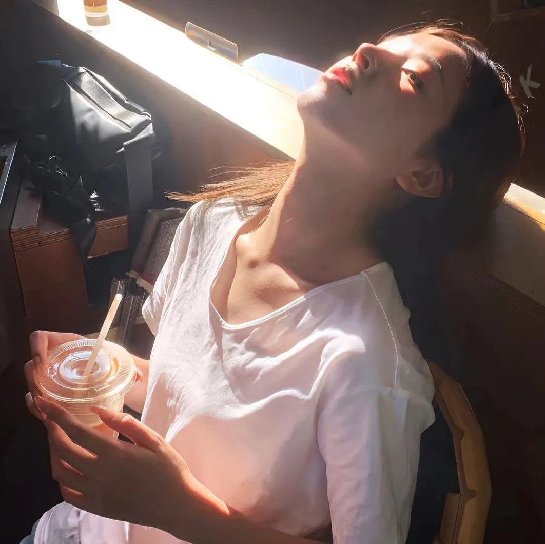 美杜莎毒液